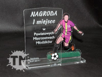 Trofeum z plexi wykonane na zawody piłkarskie młodzików